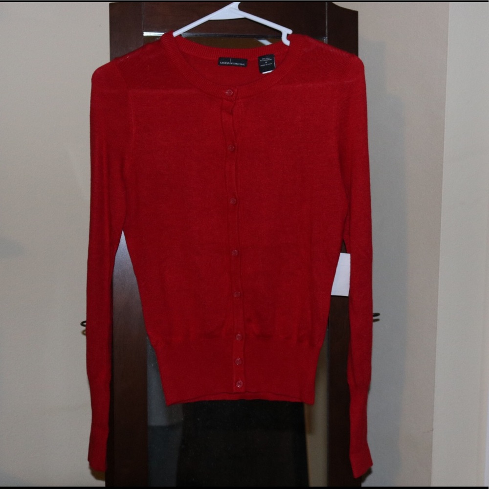 Size S Red Sweater Moda International